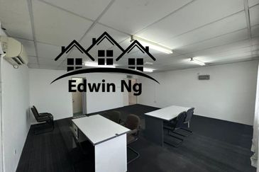 Bazaar Tanjung / Prima Tanjung