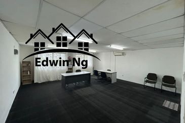 Bazaar Tanjung / Prima Tanjung