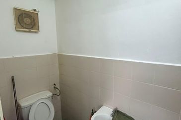 Bazaar Tanjung / Prima Tanjung