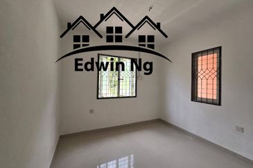 Cangkat Sungai Ara 2