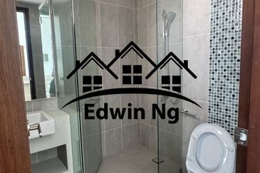 Queens Residences Q2