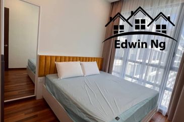 Queens Residences @ Queens Waterfront