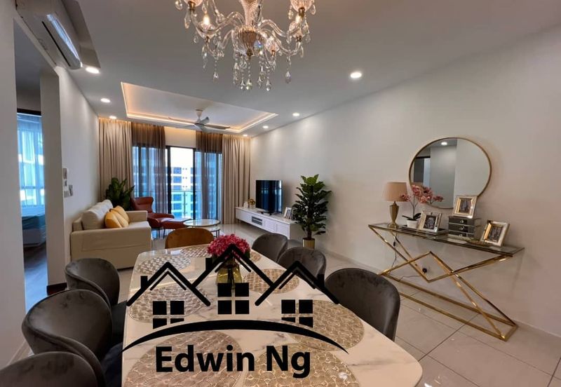 Queens Residences @ Queens Waterfront