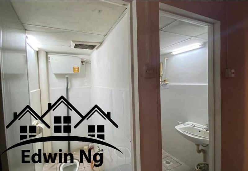 Pusat Perniagaan Maju Jaya