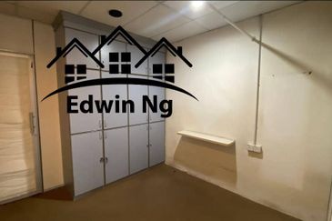 Pusat Perniagaan Maju Jaya