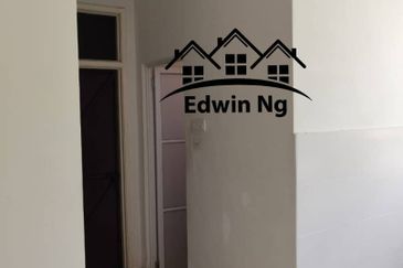 Kampung Teluk Kumbar