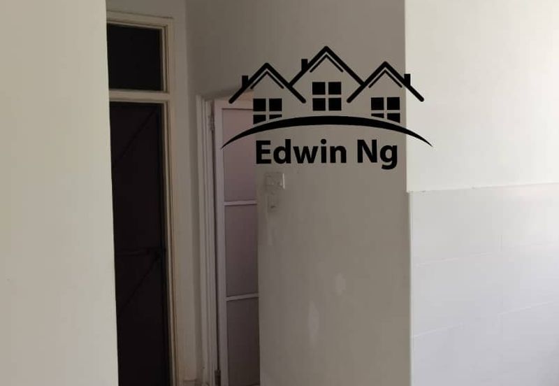 Kampung Teluk Kumbar