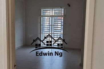 Kampung Teluk Kumbar