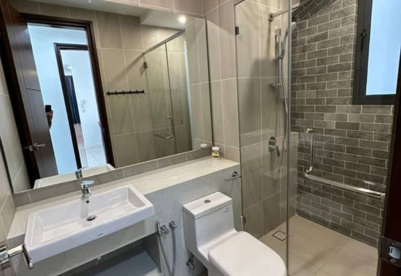 Queens Residences Q2