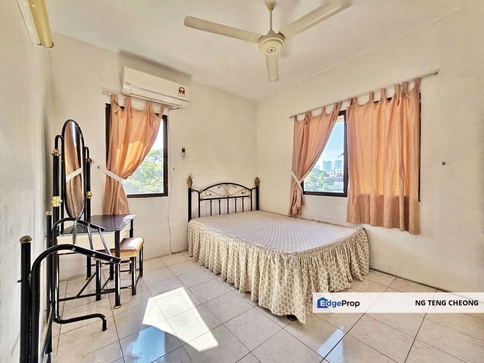 Springfield Condominum at Sungai Ara, Partly Furnished & Renovated, Good Condition, Penang, Sungai Ara