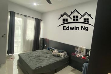 Fully Renovated Upper Level Townhouse @ Begonia Villa, Simpang Ampat