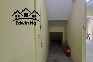 2 Storey Shoplot, Kompleks Pulau Mutiara Georgetown, High Rental Yield