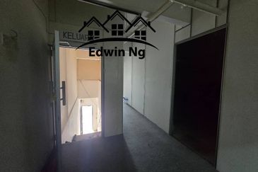 2 Storey Shoplot, Kompleks Pulau Mutiara Georgetown, High Rental Yield