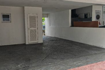 Brand New 3 Storey Semi-D, Original Unit at Sierra Vista, Bukit Jambul