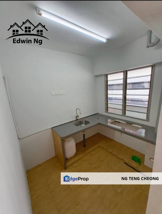 Taman Seri Hijau Apartment at Jelutong, Low Floor Corner Unit, Good Condition, Penang, Jelutong