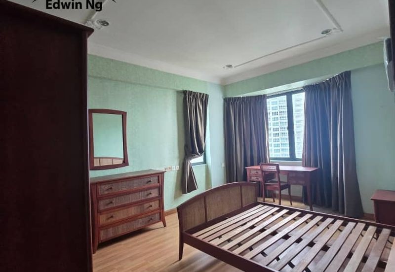 Silverton Condominium (Menara Perak)