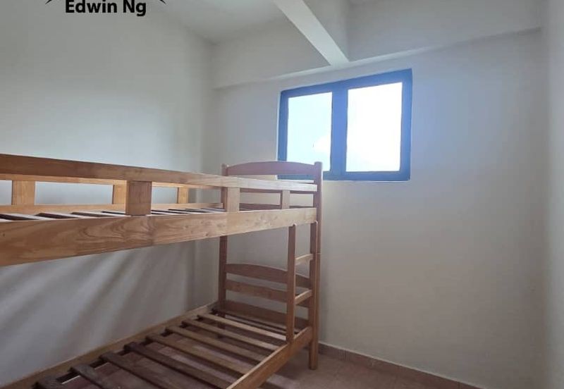 Silverton Condominium (Menara Perak)