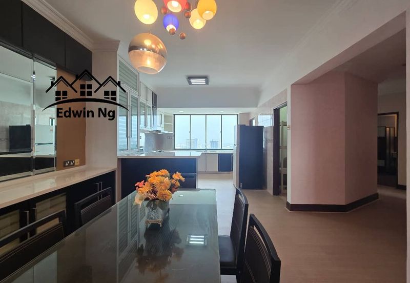 Silverton Condominium (Menara Perak)