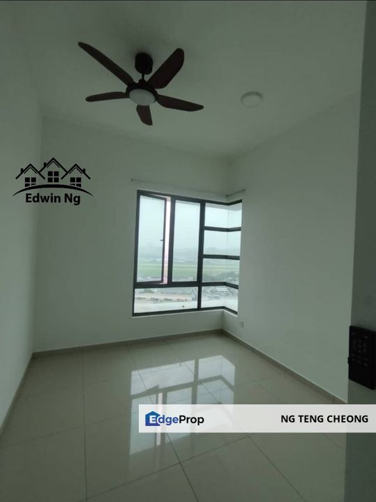 Tree Sparina Condo at Bayan Lepas, High Floor, Corner Unit, Airport View & Sea View, Penang, Bayan Lepas