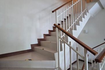 Bukit Dumbar Residences