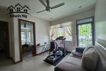 Bukit Dumbar Residences