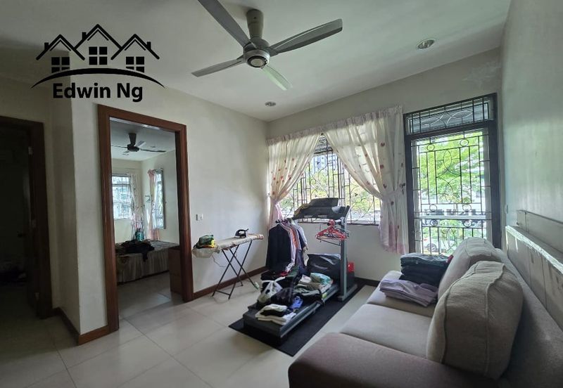 Bukit Dumbar Residences