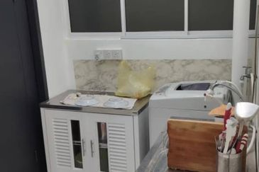 Arasia Perdana (The Clovers)