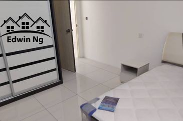 Arasia Perdana (The Clovers)