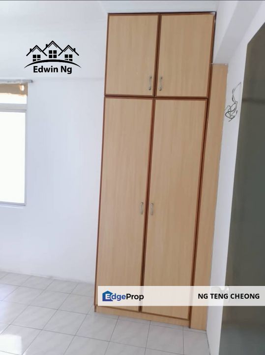Sinar Bukit Dumbar Apartment, High Floor, Partially Furnished, 1 Carpark, Penang, Bukit Dumbar