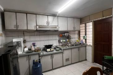 Pangsapuri Desa Sri Jaya