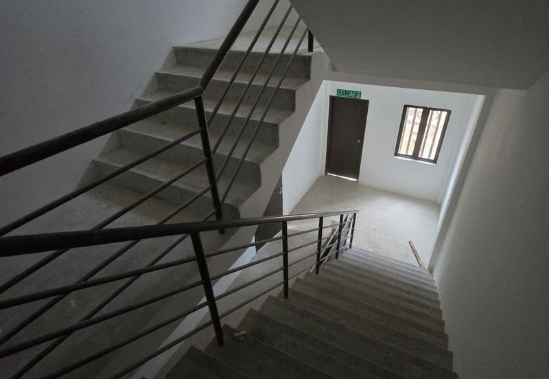 A-Park Light Industrial Factory in Kawasan Perindustrian Valdor, Sungai Bakap, Near Golden Gateway, Batu Kawan