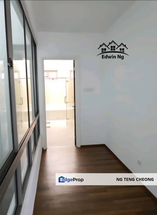 3 Storey Terrace House @ Raffel Residence 199, Gelugor, Well Maintained Unit, Penang, Gelugor