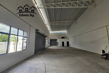 1.5 Storey Semi-D Factory/Warehouse @ Kawasan Perindustrian Valdor, Sungai Bakap, Near Golden Gateway, Batu Kawan