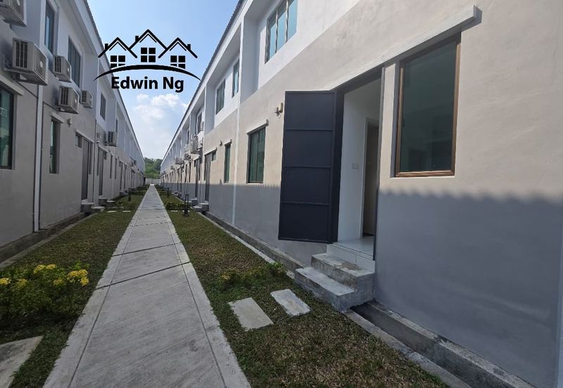 2 Storey Terrace House, CORNER ORIGINAL UNIT at Aster Villa, Simpang Ampat