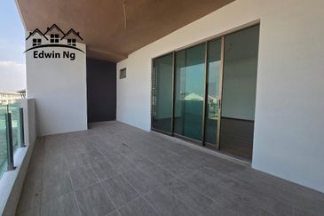 2 Storey Terrace House, CORNER ORIGINAL UNIT at Aster Villa, Simpang Ampat