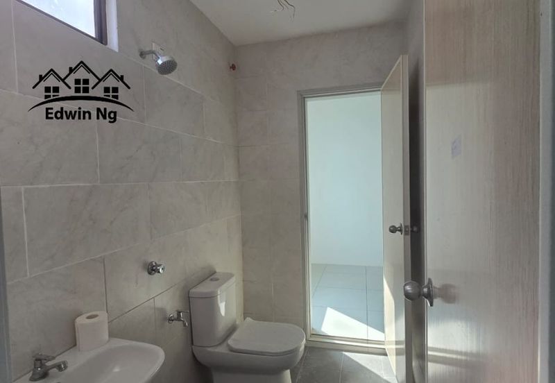 2 Storey Terrace House, CORNER ORIGINAL UNIT at Aster Villa, Simpang Ampat