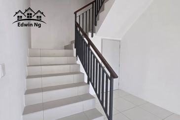 2 Storey Terrace House, CORNER ORIGINAL UNIT at Aster Villa, Simpang Ampat