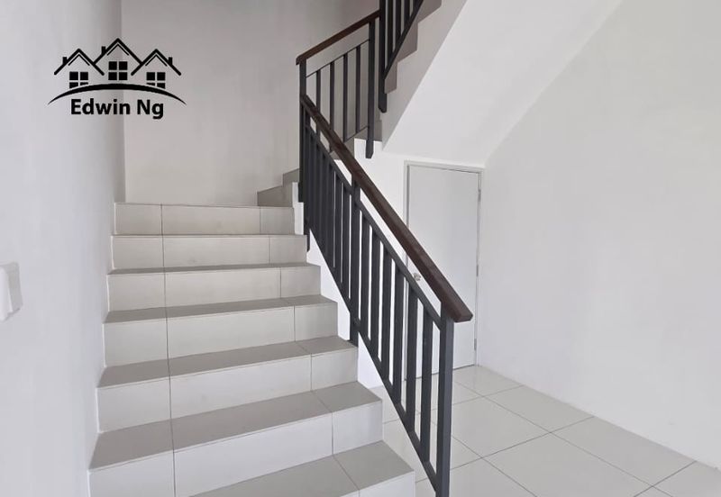 2 Storey Terrace House, CORNER ORIGINAL UNIT at Aster Villa, Simpang Ampat