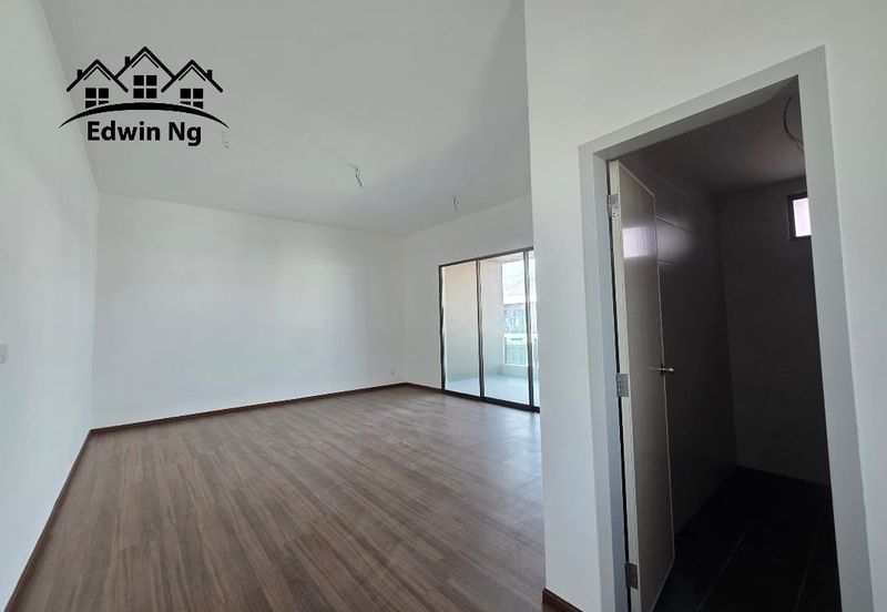 2 Storey Terrace House, CORNER ORIGINAL UNIT at Aster Villa, Simpang Ampat