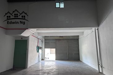 1.5 Storey Terrace Factory/Warehouse @ Kawasan Perusahaan Ringan Juru, Simpang Ampat