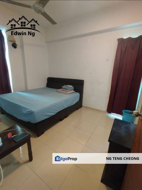 Idaman Iris at Sungai Ara, Middle Floor Corner Unit, Partly Furnished, 2 Carparks, Penang, Sungai Ara