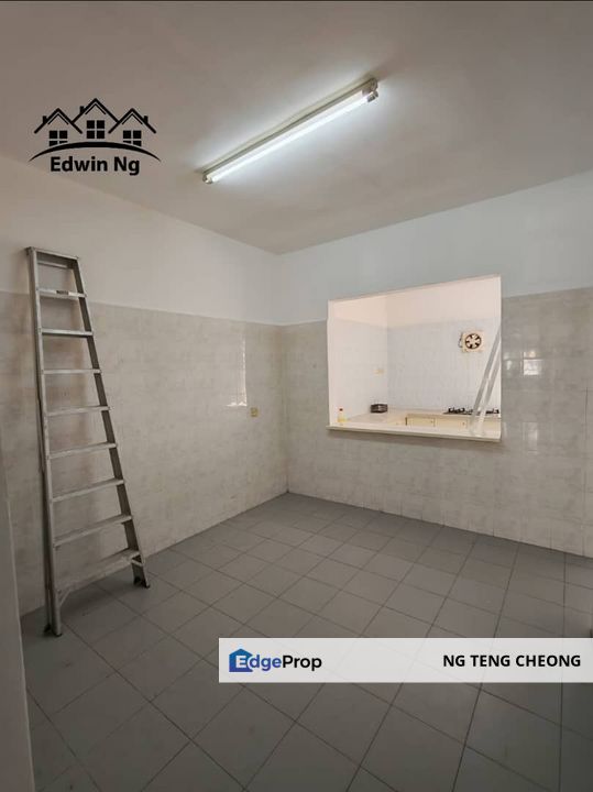 2 Storey Terrace, Partially Furnished, Good Condition at Cangkat Kenari, Sungai Ara, Penang, Sungai Ara