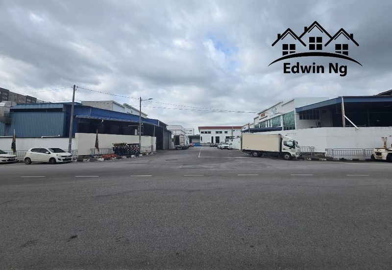 1.5 Sty Semi-D Factory @ Taman Industri Dahlia, Mak Mandin, Butterworth, Seberang Perai