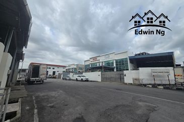 1.5 Sty Semi-D Factory @ Taman Industri Dahlia, Mak Mandin, Butterworth, Seberang Perai