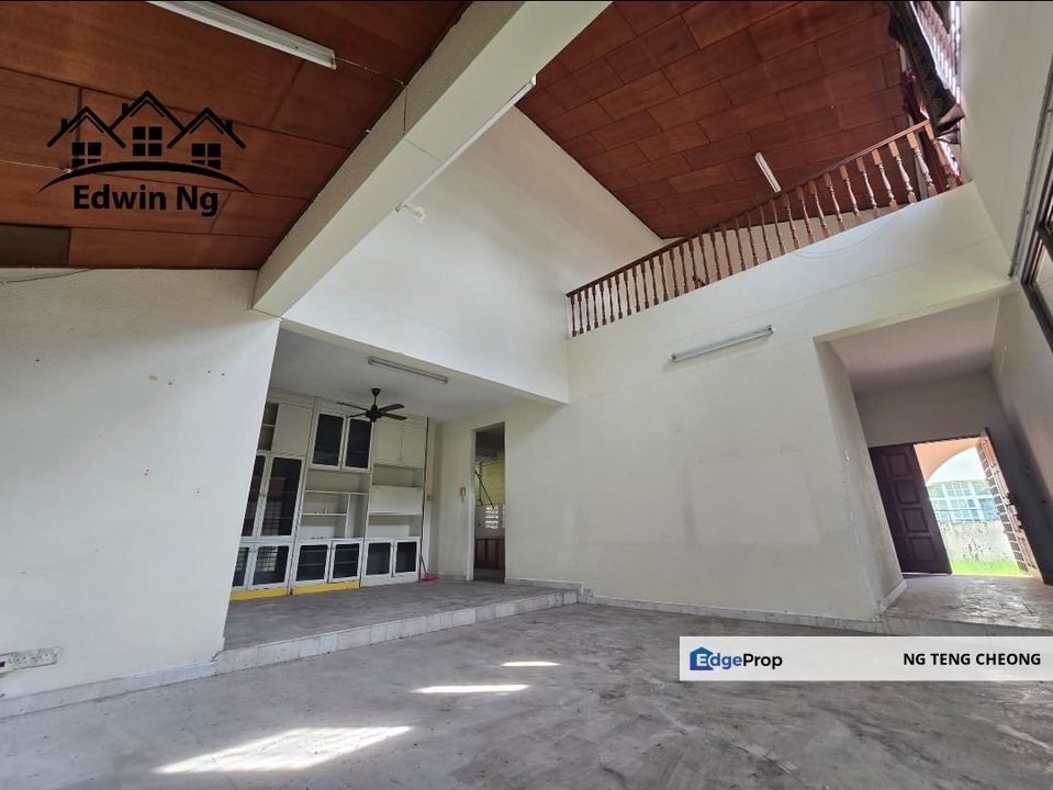 Spacious 2 Storey Bungalow at Sungai Ara, Surrounded by Amenities, Penang, Sungai Ara