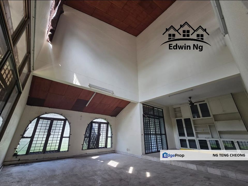 Spacious 2 Storey Bungalow at Sungai Ara, Surrounded by Amenities, Penang, Sungai Ara