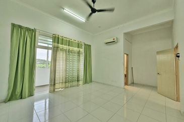 3 Storey Terrace House at Taman Nakhoda, Teluk Air Tawar, Butterworth