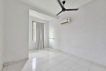 3 Storey Terrace House at Taman Nakhoda, Teluk Air Tawar, Butterworth