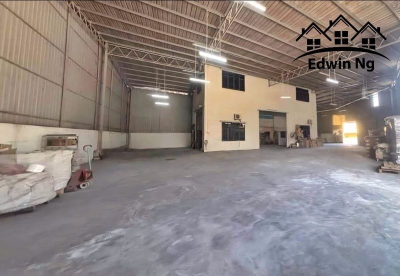1.5 Storey Semi-D Factory/Warehouse @ Kawasan Industri Ringan Permatang Tinggi, Bukit Mertajam