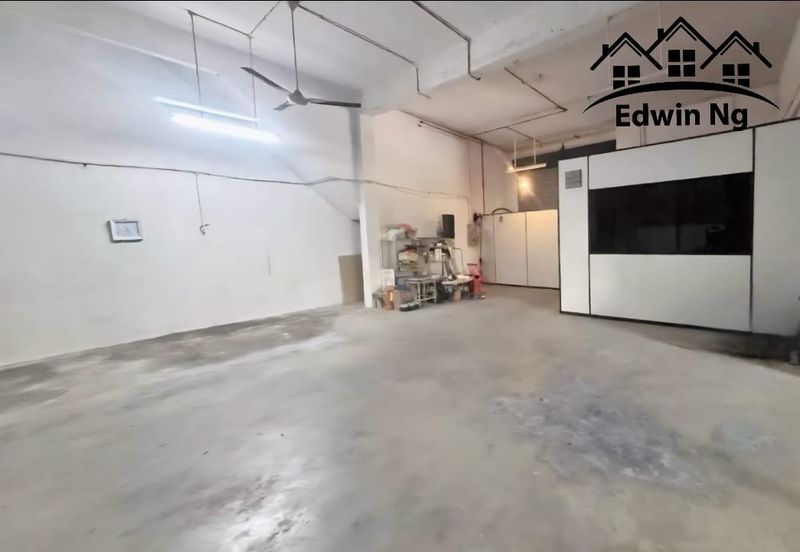 1.5 Storey Semi-D Factory/Warehouse @ Kawasan Industri Ringan Permatang Tinggi, Bukit Mertajam
